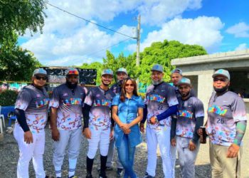 Regidora Estefani Martínez apoya por quinto año consecutivo Copa de Softball Erick Aybar