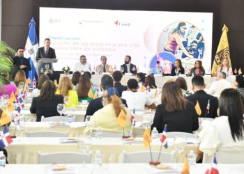 La JCE realiza taller sobre el derecho de las mujeres a una vida política sin violencia