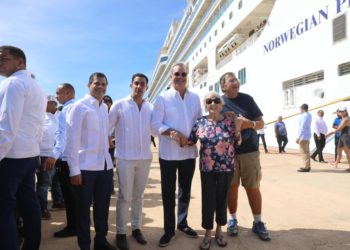 Presidente Abinader hace historia cumple su promesa a Pedernales y al sur con la inauguración de puerto turístico y recibimiento de primer crucero