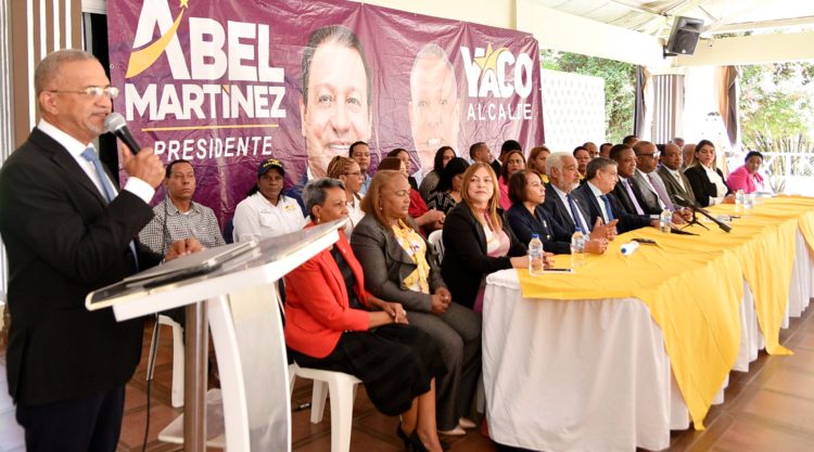 DIPUTADOS DEL PLD ASEGURAN PROYECTO MUNICIPAL DE YACO ALBERTY BORRARÁ MALOS RECUERDOS ADMINISTRACIONES PASADAS EN LOS ALCARRIZOS