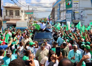 Leonel dice que estamos frente a un gobierno que mantiene la República paralizada