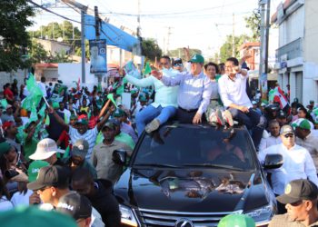 Leonel y candidatos de la FP y aliados consistan gran apoyo en distritos y municipios de provincia San Cristóbal