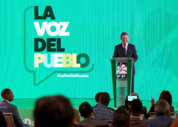 FP reitera convocatoria para el lunes en Santiago encuentro de Leonel con la prensa