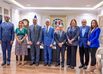 Presidente del Senado y Defensor del Pueblo firman acuerdo de cooperación interinstitucional