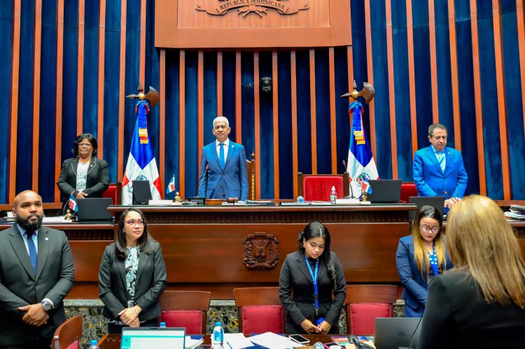 Senado aprueba en primera lectura proyecto modifica Ley prohíbe uso hookah en lugares públicos y privados