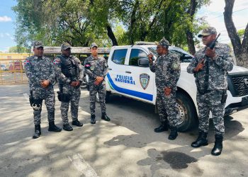 Policia detiene sospechoso de robo mediante orden de arresto