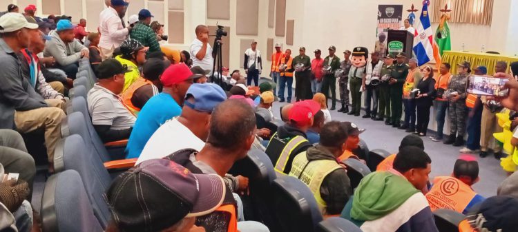 DIGESETT IMPLEMETA EN BANI «UN CASCO PARA SALVAR TU VIDA»