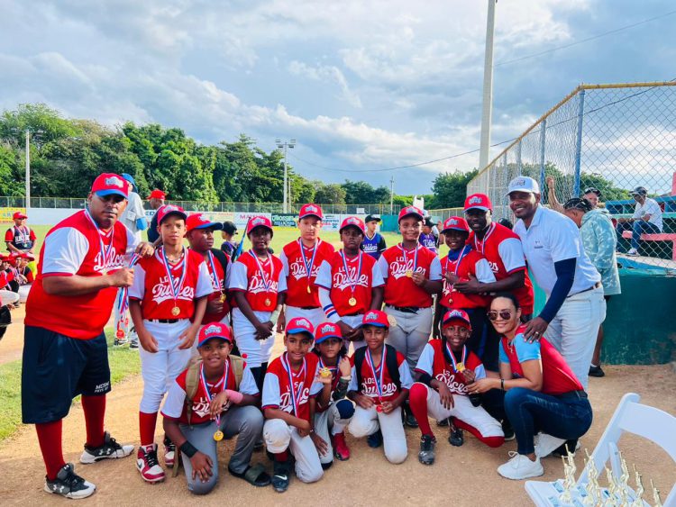 CONCLUYE CON ÉXITO “1ER. CLÁSICO NAVIDEÑO DE BEISBOL INFANTIL, U10, 2024 – ALCALDIA DE BANI”