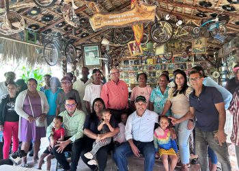 Alcaldia de Baní inicia reparación de viviendas en Recodo