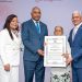 Doctora Sara Tolentino recibe reconocimiento por parte del Ayuntamiento municipal y el Ministerio de la Mujer