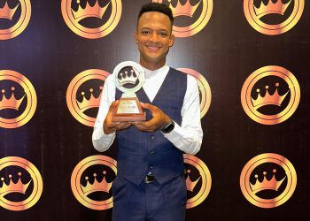 Dániel Lajara gana como “Presentador de Televisión” en Premios El Galardón 2025