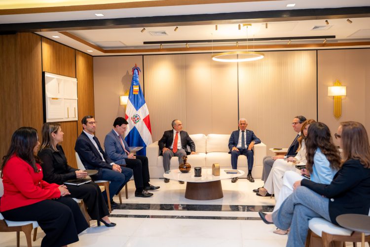 CONEP resalta apertura al diálogo y consenso en gestión de Ricardo de los Santos en presidencia del Senado