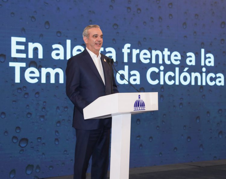 PRESIDENTE LUIS ABINADER AFIRMA  “ESTAMOS LISTOS PARA ENFRENTAR LA TEMPORADA CICLÓNICA ”