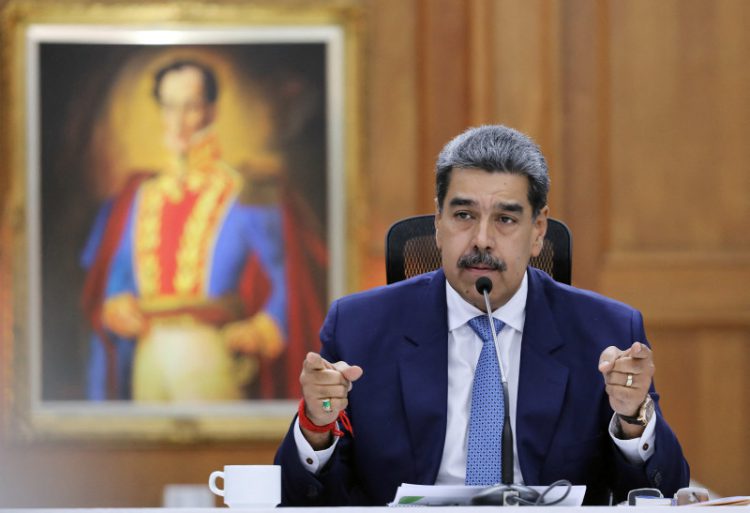 Nicolás Maduro califica de «bipolar» la política exterior de Estados Unidos