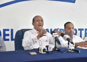 Conatra informa que tras solicitud del gremio, Superintendencia de Seguros (SIS) aplazó por 6 meses aumento de pólizas en seguros de ley; Antonio Marte llama a quienes pagaron, a que reclamen devolución diferencia del cobro.