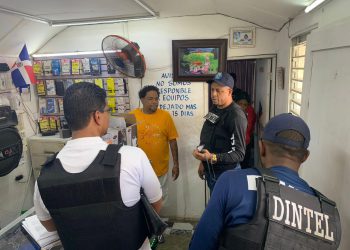 Policía Nacional ocupa armas, municiones y presunta droga