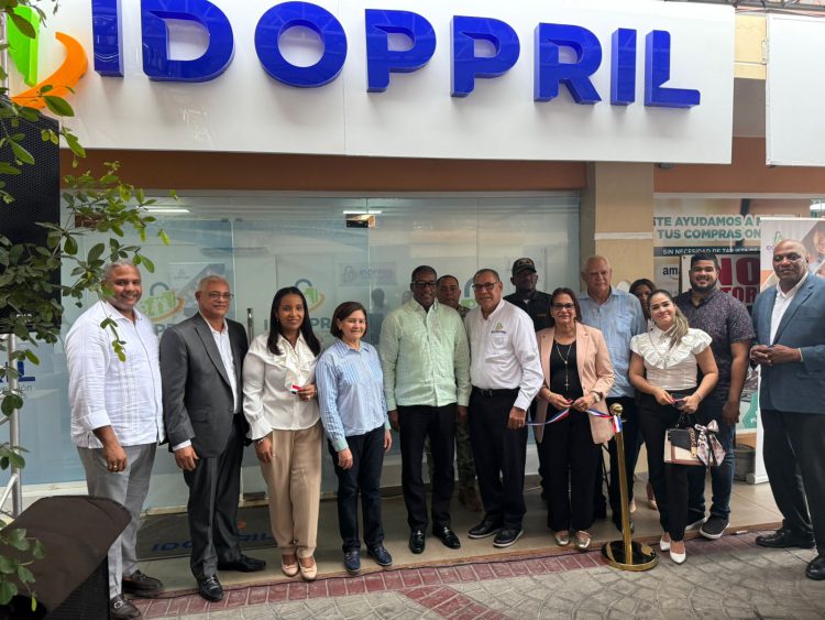 IDOPPRIL remoza oficina en Baní para mejorar servicios a trabajadores
