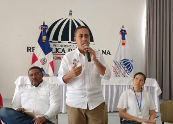 Infraestructura Escolar acelera terminación y mantenimiento de escuelas en Samaná en el marco del Plan “Aulas 24/7”