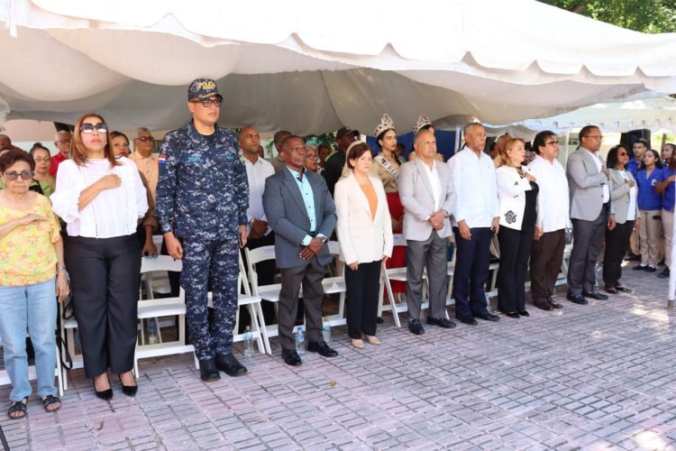 Alcaldía de Baní conmemora el 189 aniversario del natalicio del generalísimo Máximo Gómez