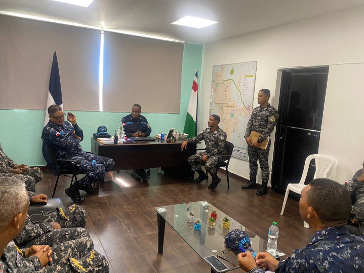Director Regional Sur Central  refuerza instrucciones operativas por Navidad con Garantía de Paz 2.0
