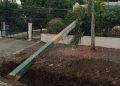 Edesur trabaja para reparar postes afectados durante accidente en Sabana Larga