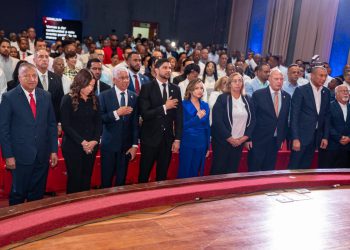 Senador Gustavo Lara rinde cuentas y destaca agenda legislativa orientada al desarrollo integral de San Cristóbal