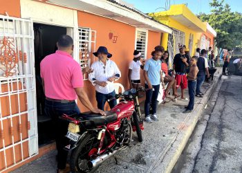 Alcaldía de Baní intensifica trabajos de bacheo para mejorar la movilidad vial del municipio
