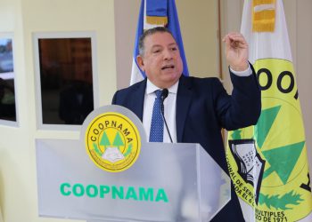 Ayuntamiento de Las Matas de Farfán declara “Huésped Distinguido” al presidente de COOPNAMA