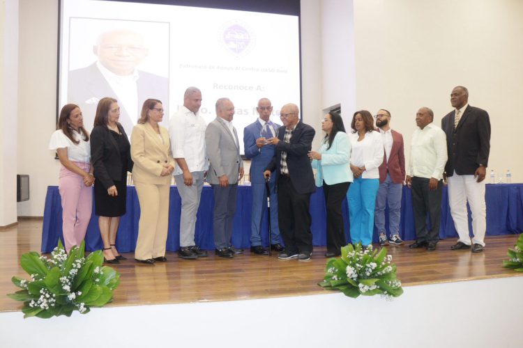 Patronato apoyo UASD Baní honra a miembros, fundadores y reconoce la lucha que hizo posible la Ciudad Universitaria