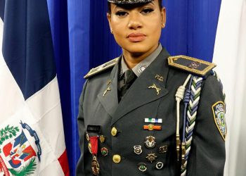 Designan nueva jefa policial en Baní