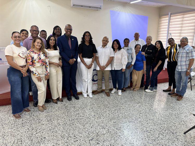 CDP Nacional y seccional Peravia-Ocoa realizan jornada de formación y carnetización para periodistas