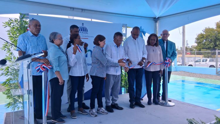 AUTORIDADES INAUGURAN CANCHA DEPORTIVA EN MATAGORDA, DISTRITO MUNICIPAL PAYA
