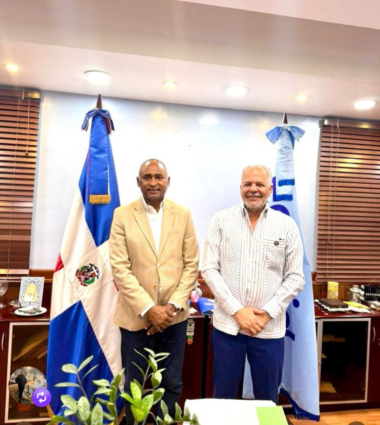 Senador Julito Fulcar anuncia inicio de construcción de la presa La Gina en mayo