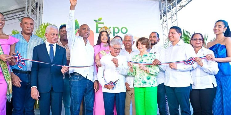 Expo Mango 2026 inaugura su vigésima segunda edición resaltando la importancia del mango para la economía dominicana