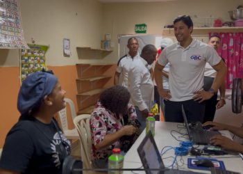Raymond Rodríguez y Fundación GBC impactan a más de 500 personas con gran operativo médico y social en Los Ríos